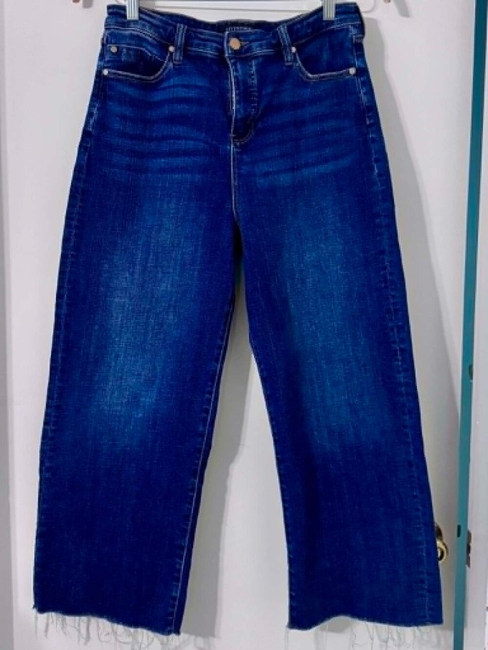 Liverpool Los Angeles Wide Leg Cropped Raw Hem Jeans Dark Wash Size 10/30